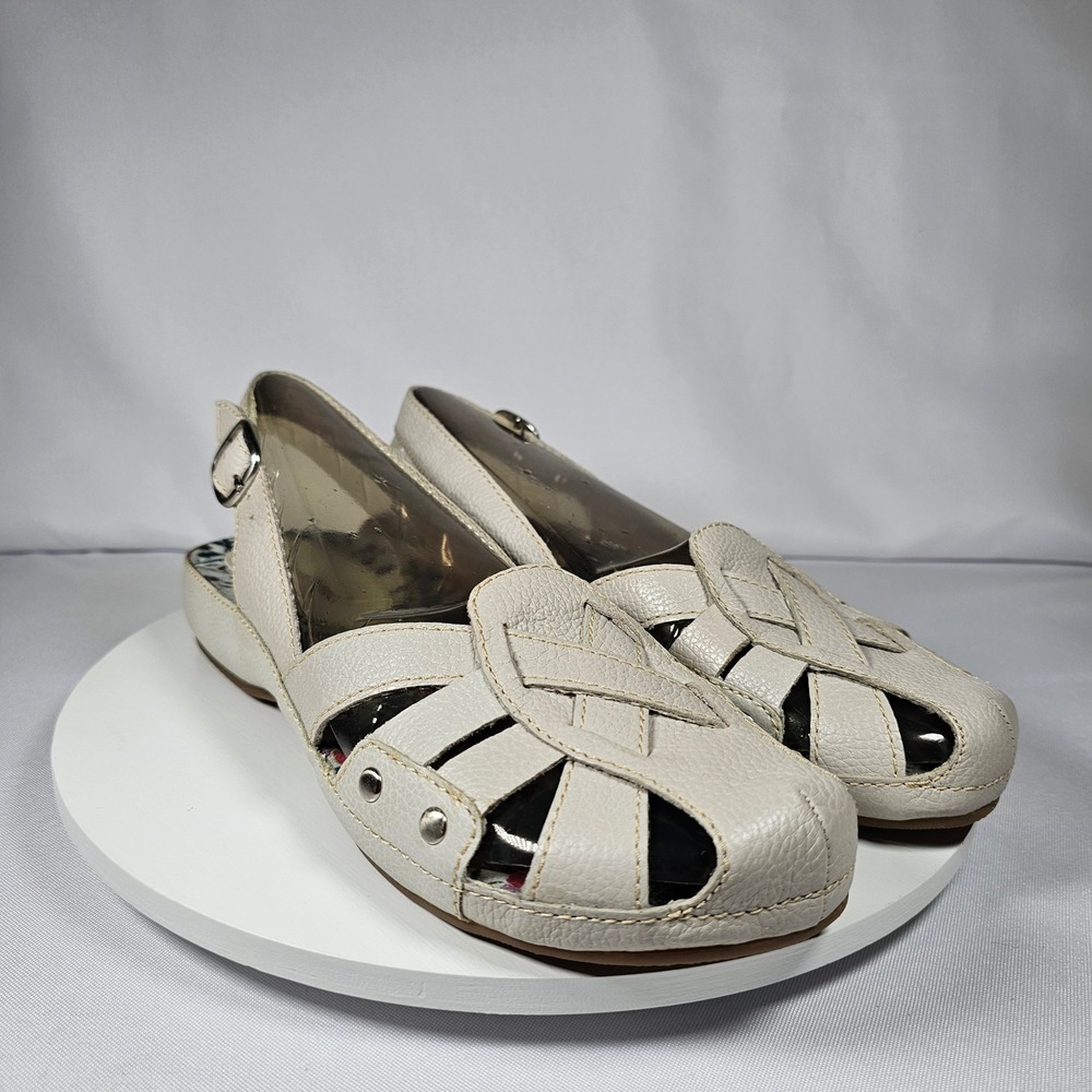 BareTraps Cream Leather Woven Slingback Sandals Fisherman
